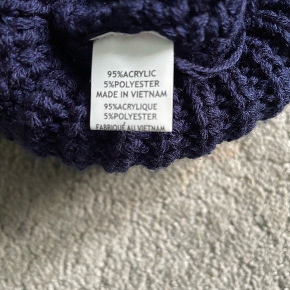 For King And Country Knit Beanie Cap - Picture 5 of 6